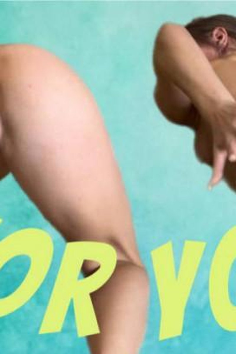Young Gymnast Shows Off Her Butt Workout - Screenshot 1 of 4 - Ass Fetish