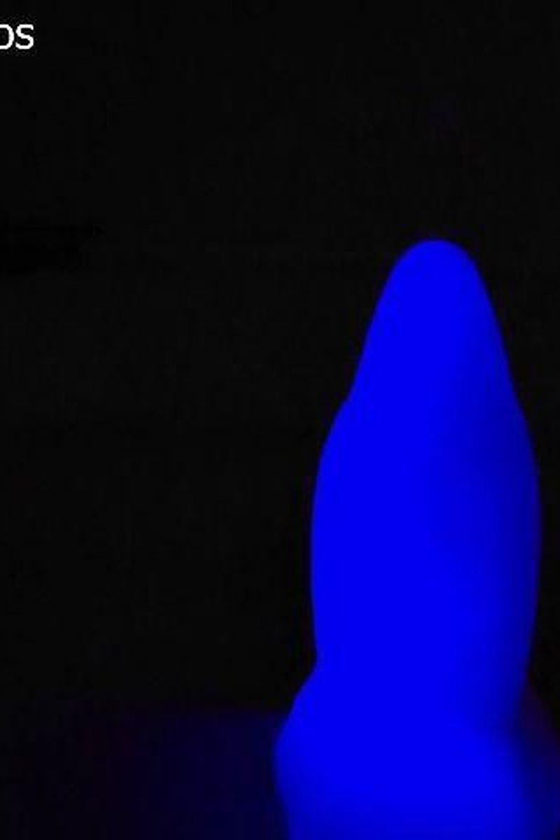 Glow - Screenshot 1 of 4 - Bathroom