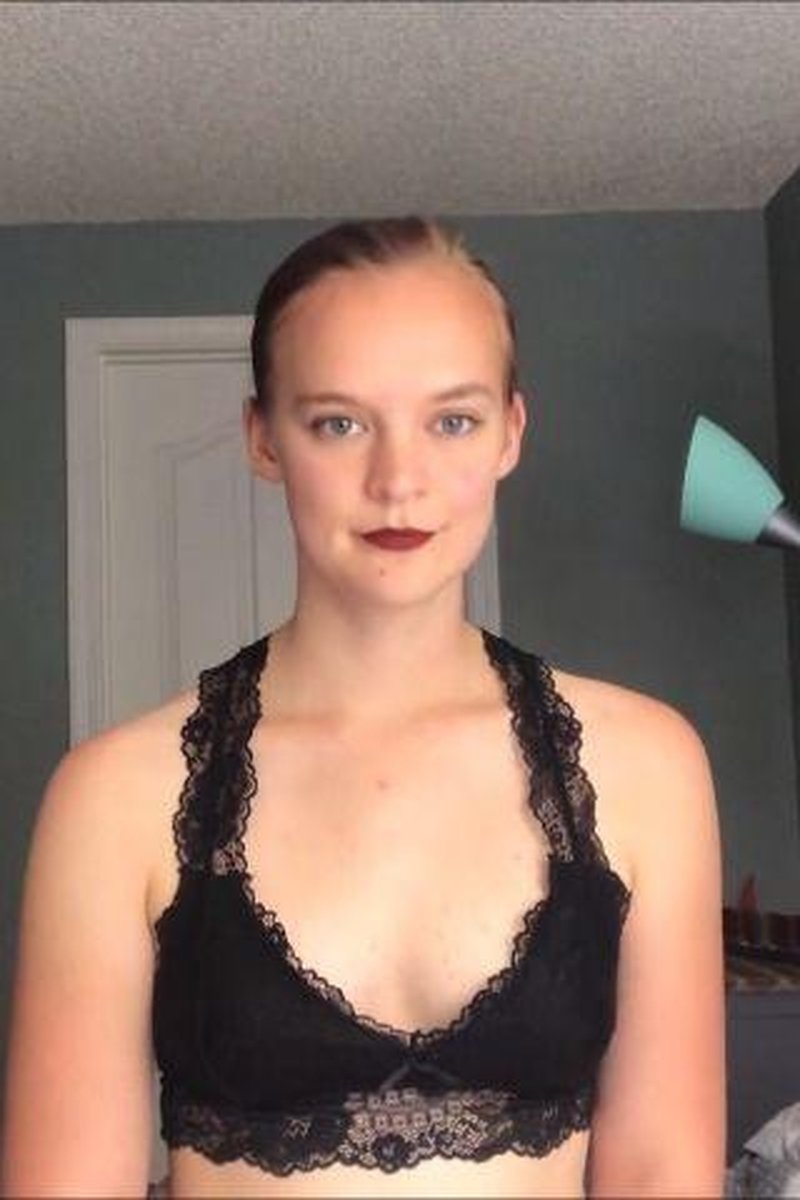 Neck Workout - Screenshot 1 of 4 - Bra