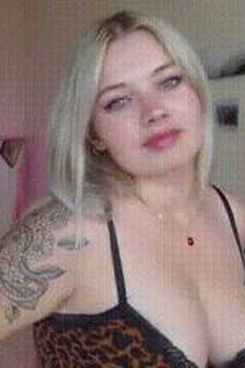 Pixel Puppet - Screenshot 1 of 4 - Domination