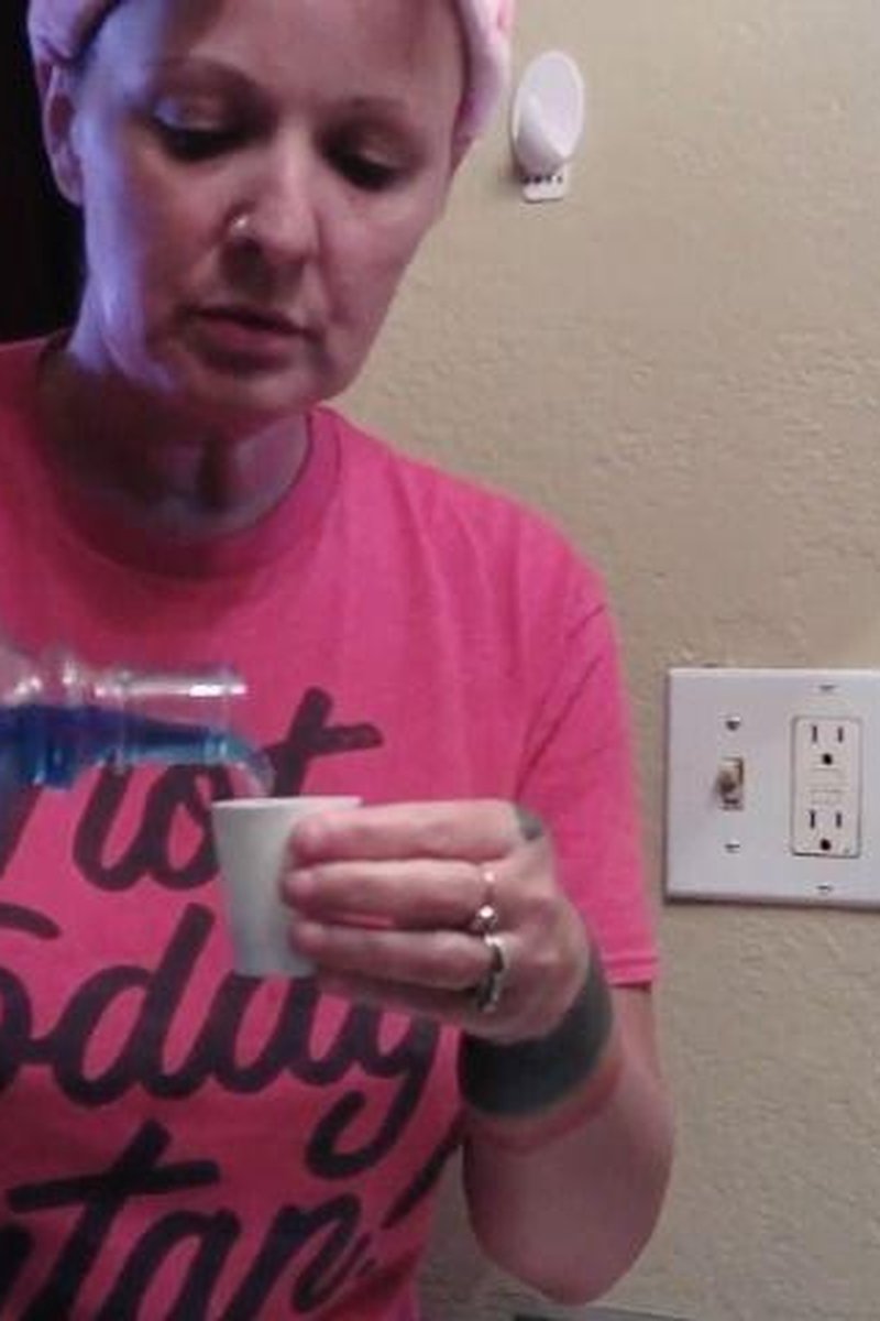 Gargling Teeth Brushing - Screenshot 1 of 4 - Mouth Fetish