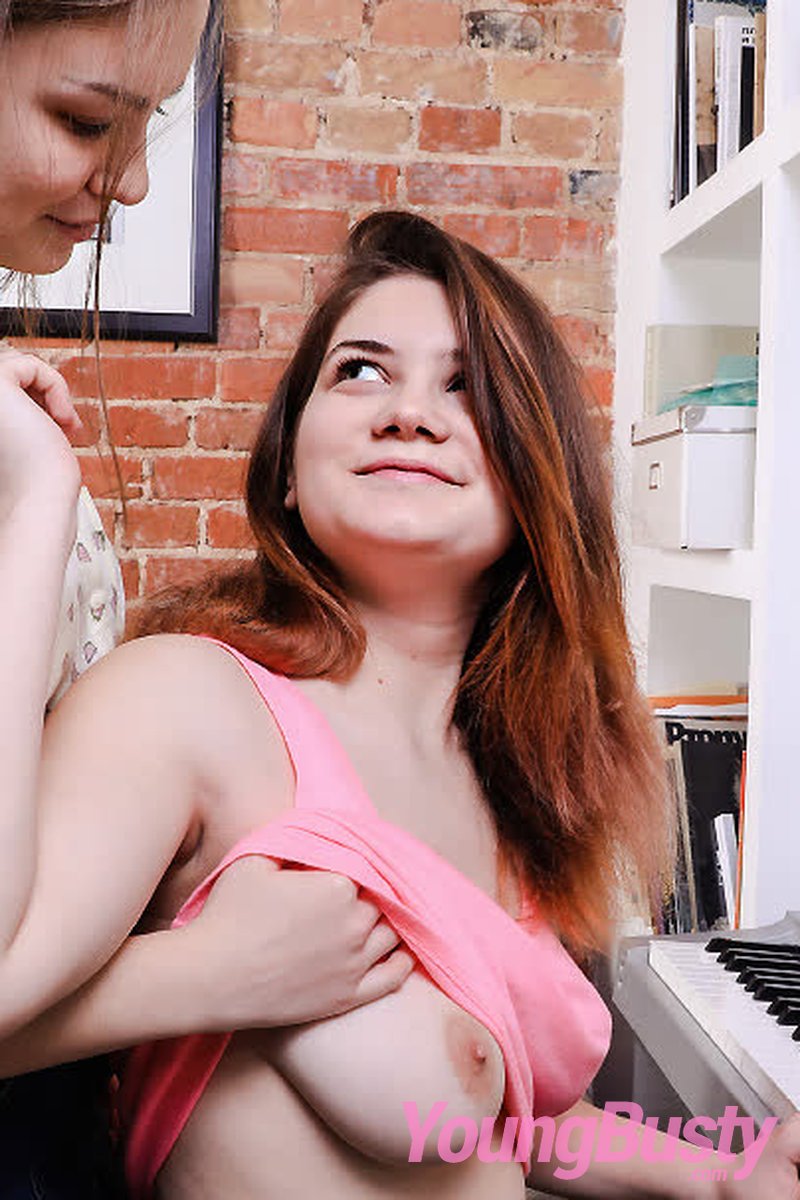 Erika & Terry - Screenshot 1 of 4 - Brown Hair