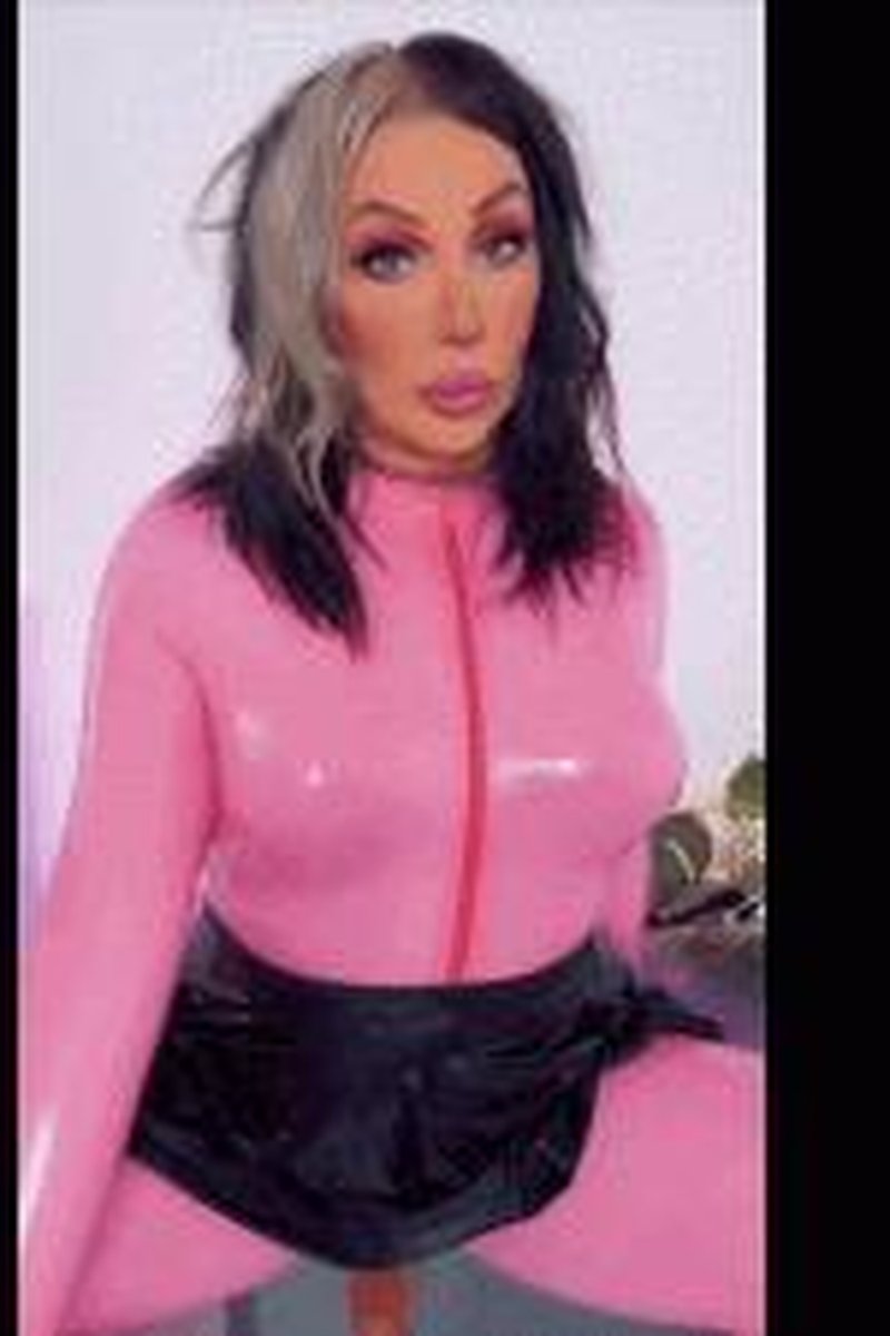 Fun Before Chastity - Screenshot 1 of 4 - Masturbation