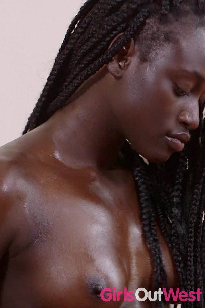 Khia - Rub Down - Screenshot 1 of 4 - Classic Favourites