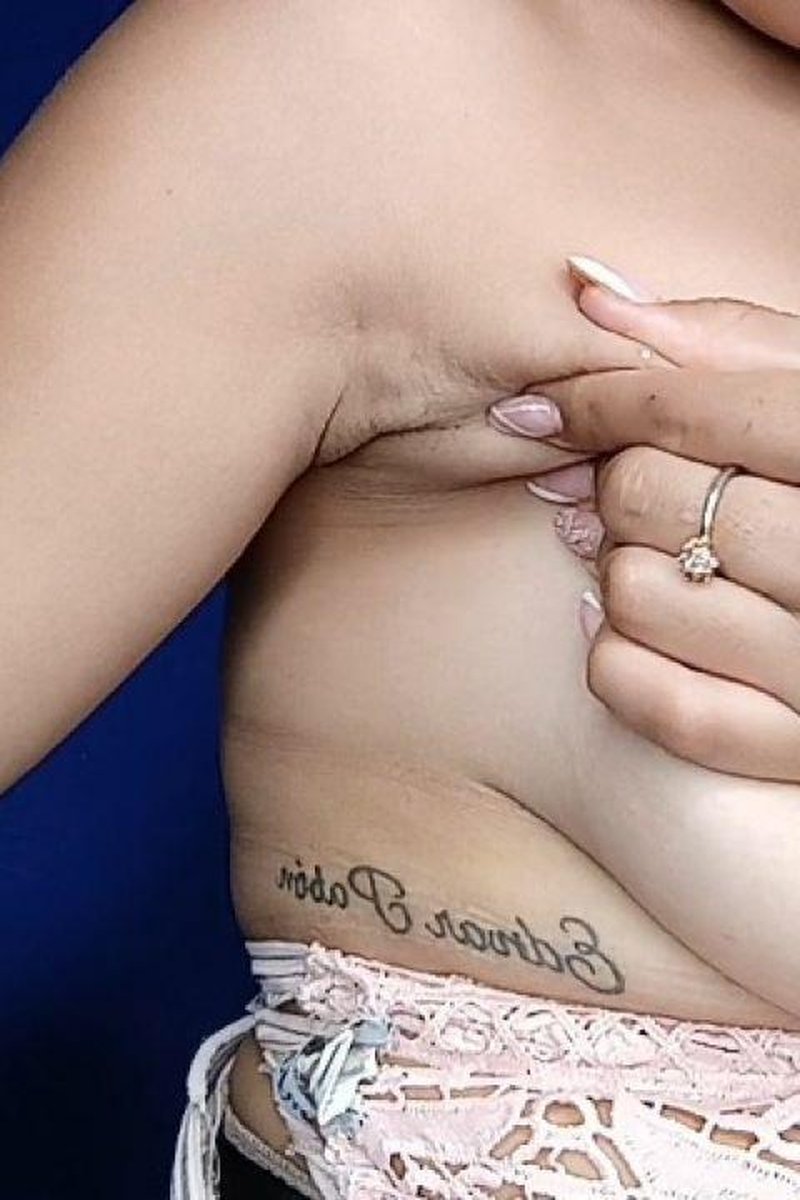 Milky Armpit - Screenshot 1 of 4 - Armpit Fetish