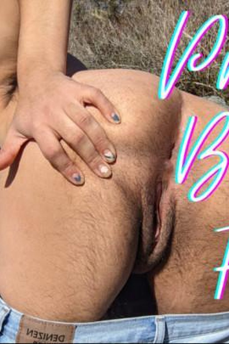 Private Beach Fun - Screenshot 1 of 4 - Ass Fetish