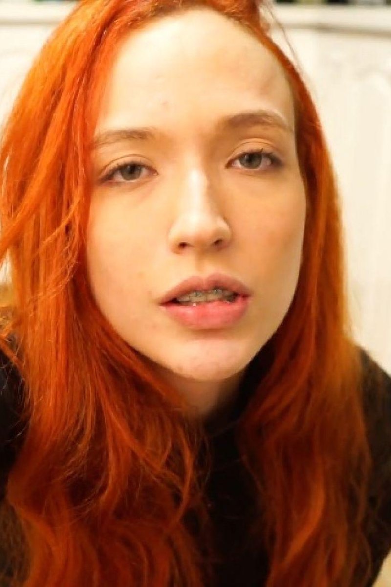 Redhead - Screenshot 1 of 4 - Latin Woman