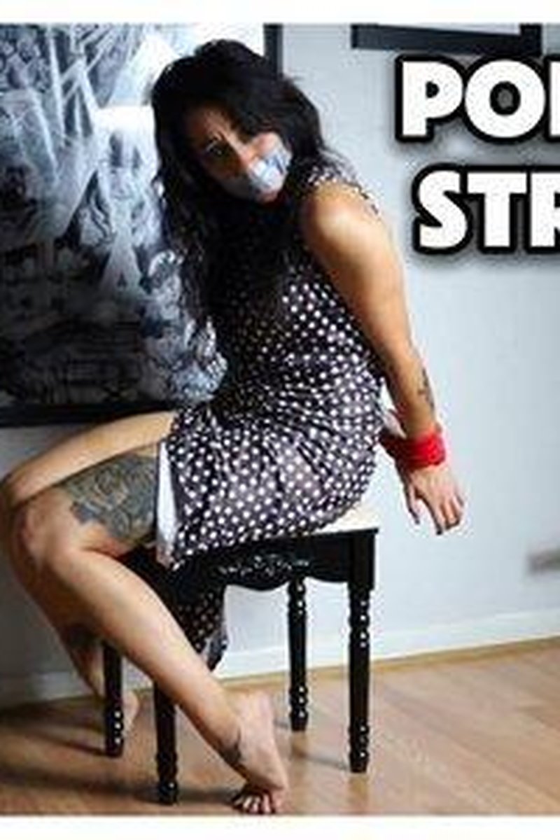 Polka Dot Struggles - Screenshot 1 of 4 - Bondage