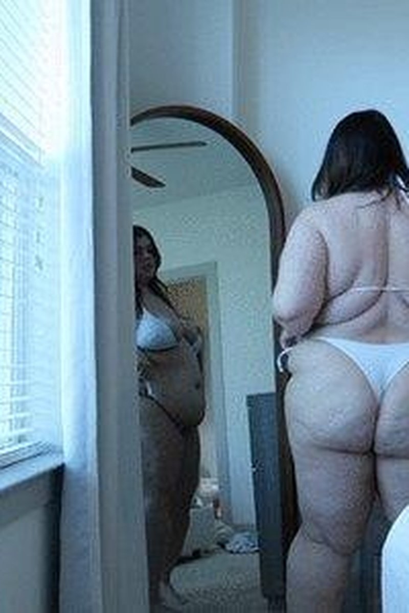 Bikini Babe! - Screenshot 1 of 4 - BBW