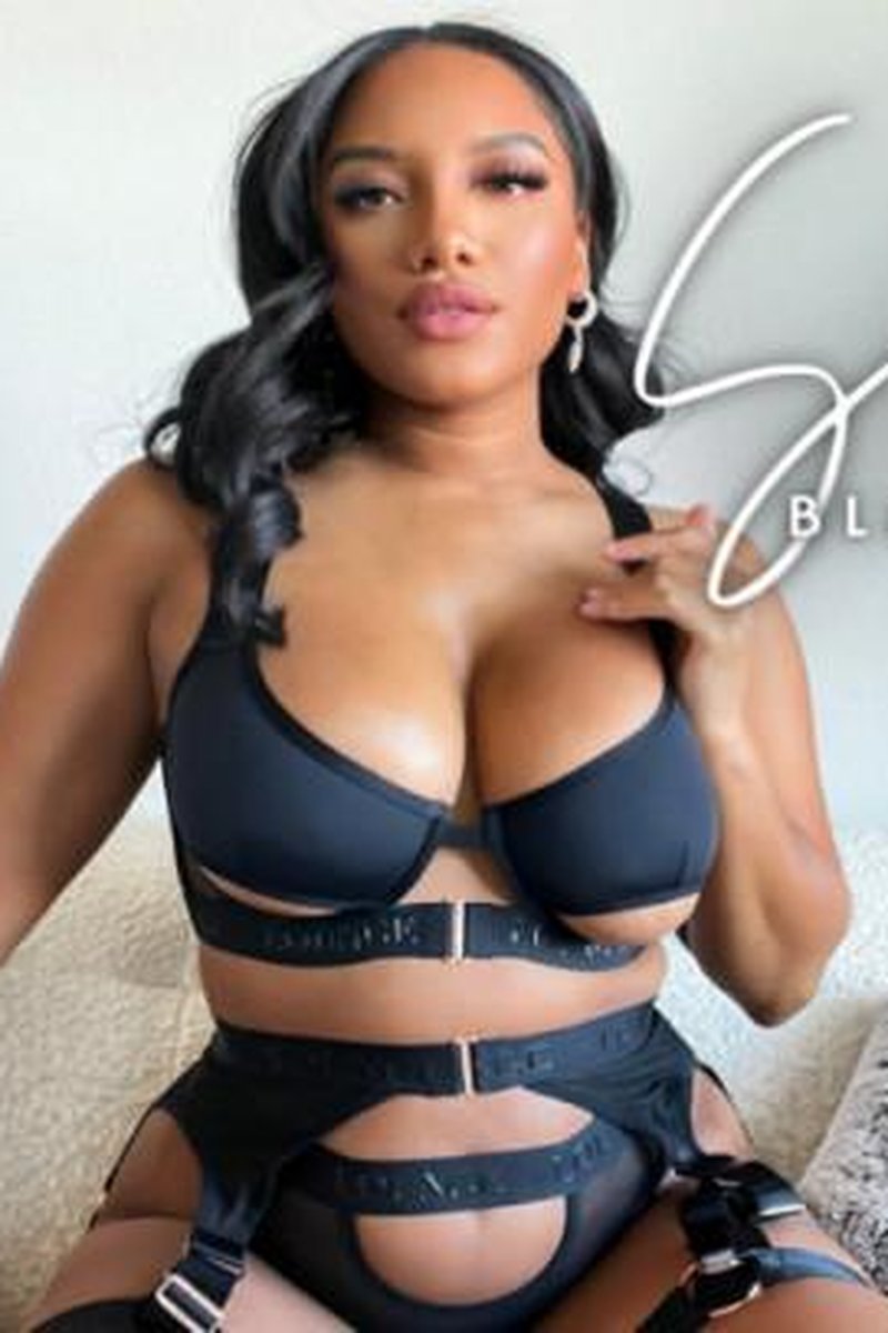 Sextortion - Screenshot 1 of 4 - Ass Worship