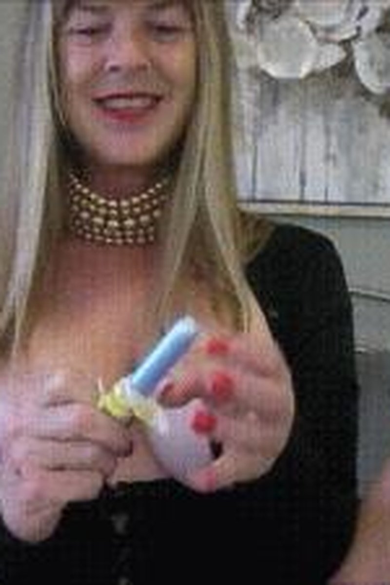 Cram It In - Screenshot 1 of 4 - Cock And Ball Torture
