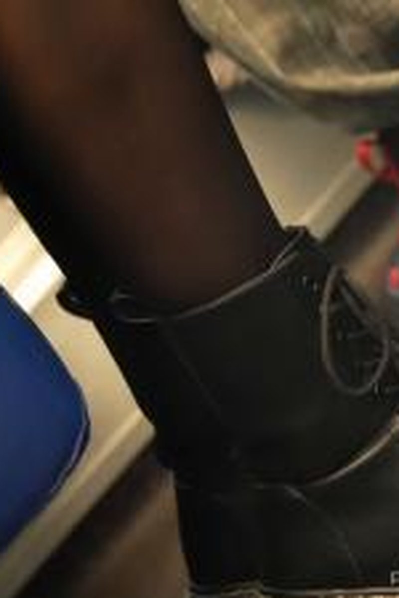 Nylon Legs Boot Fetish On Train - Screenshot 1 of 4 - Boots