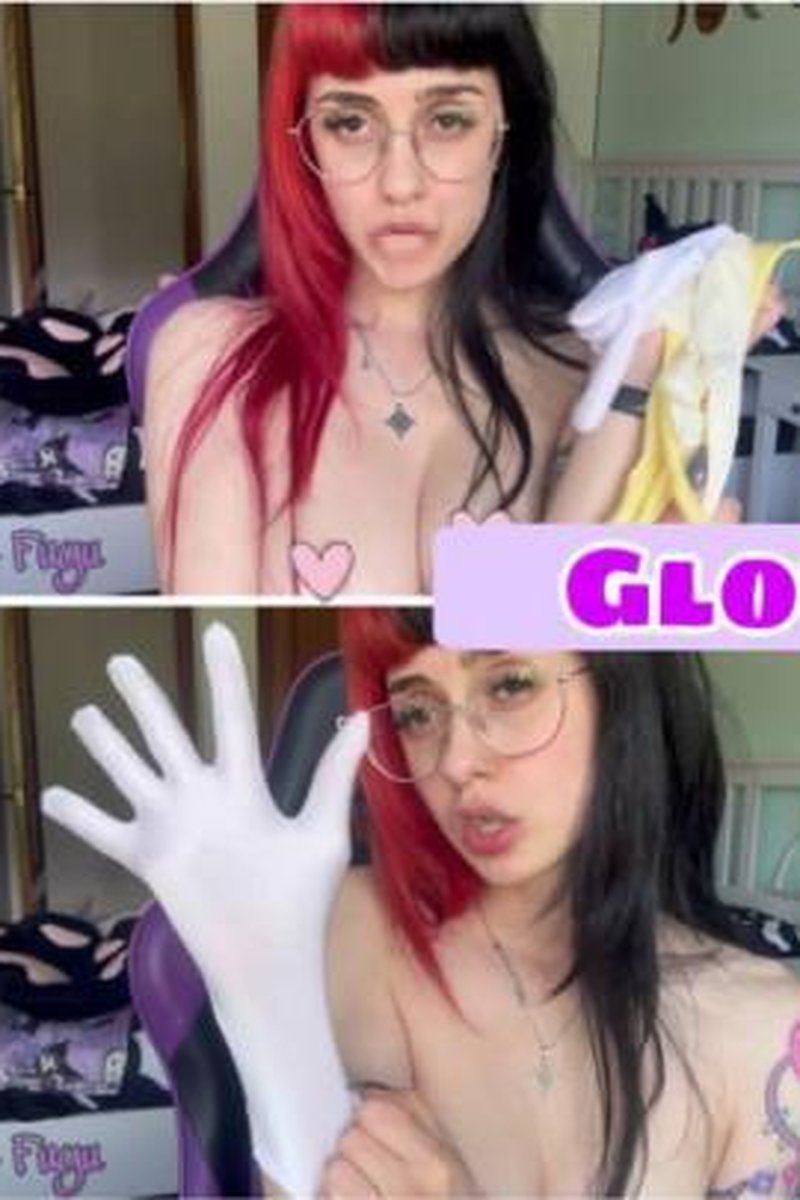 Gloves Test - Screenshot 1 of 4 - Fetish