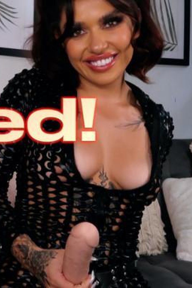 Busted - Screenshot 1 of 4 - Femdom