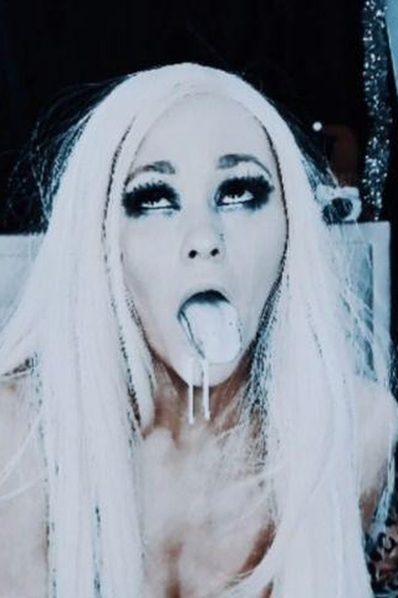 The Cursed Dildo - Screenshot 1 of 4 - Babes