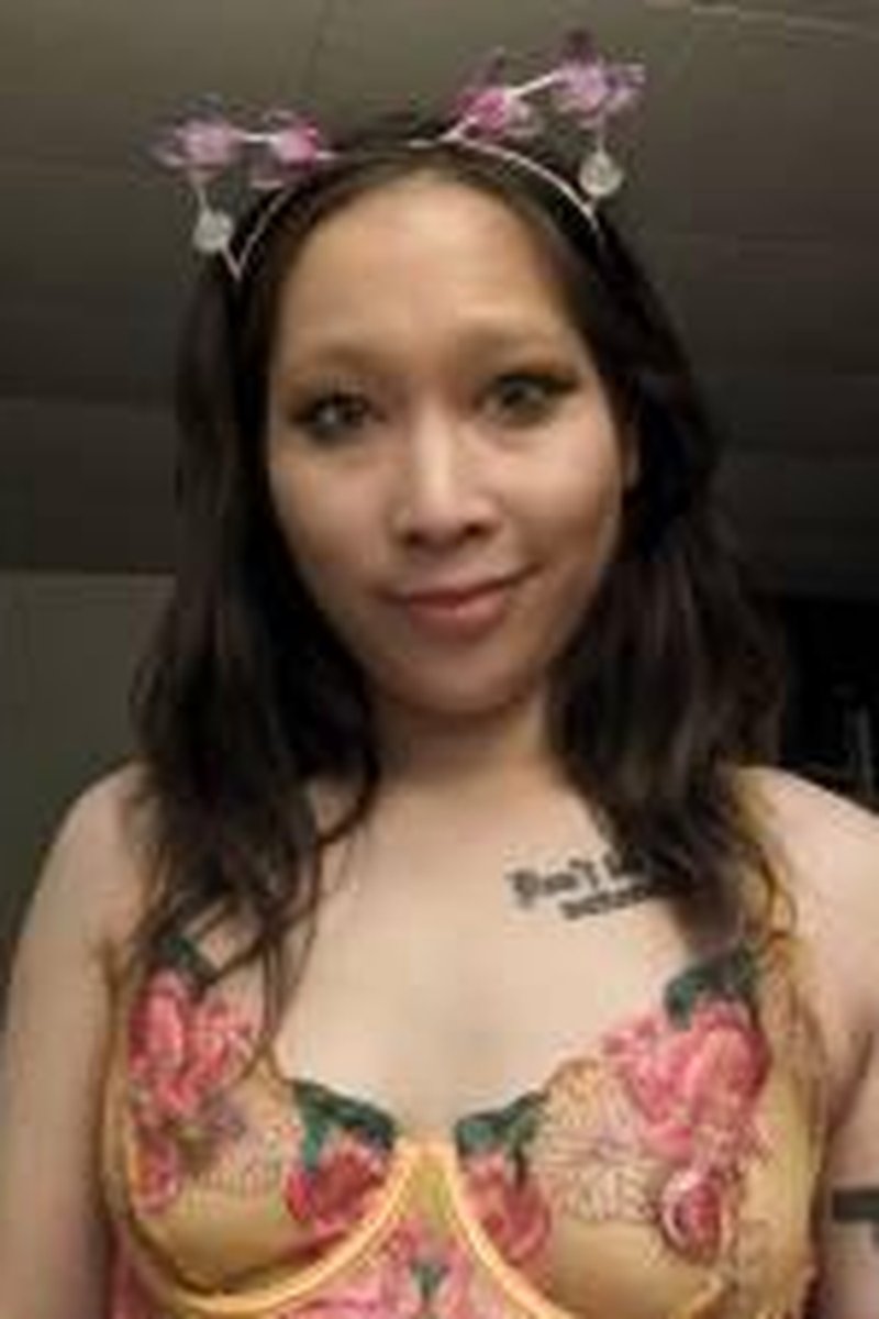 Modelling - Screenshot 1 of 4 - Adult Role Play