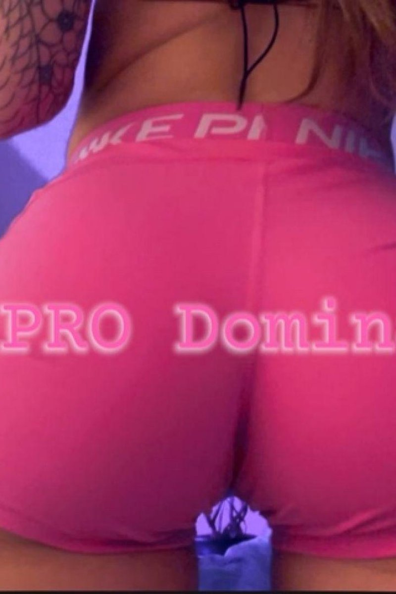 Nike Pro Domination - Screenshot 1 of 4 - Ass Worship