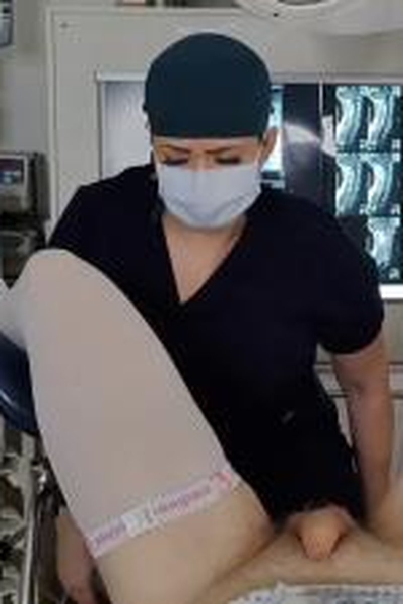 Double Gloved Handjob - Screenshot 1 of 4 - Cum On Gloves