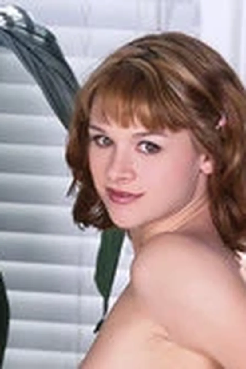 Violet Blue - Screenshot 1 of 4 - Teen (18-22)