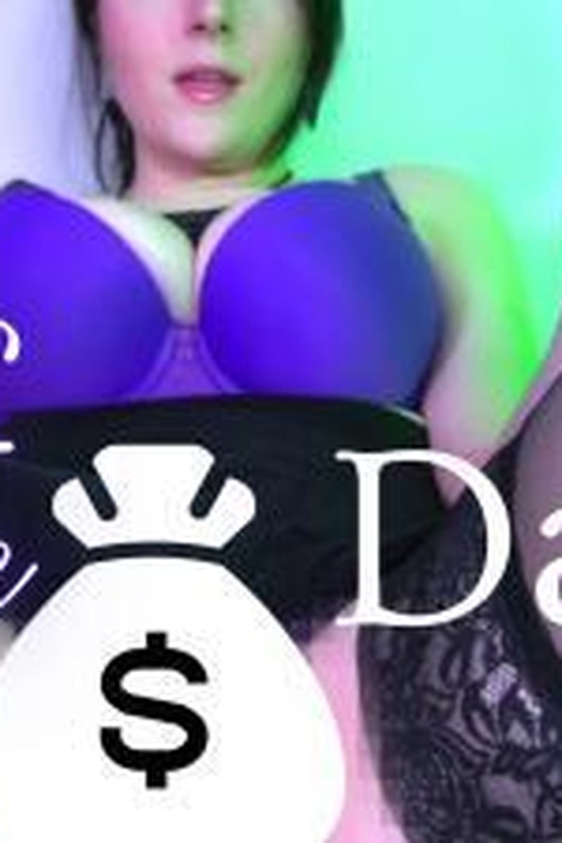 Pay Your Tithe: April - Screenshot 1 of 4 - Breast Play