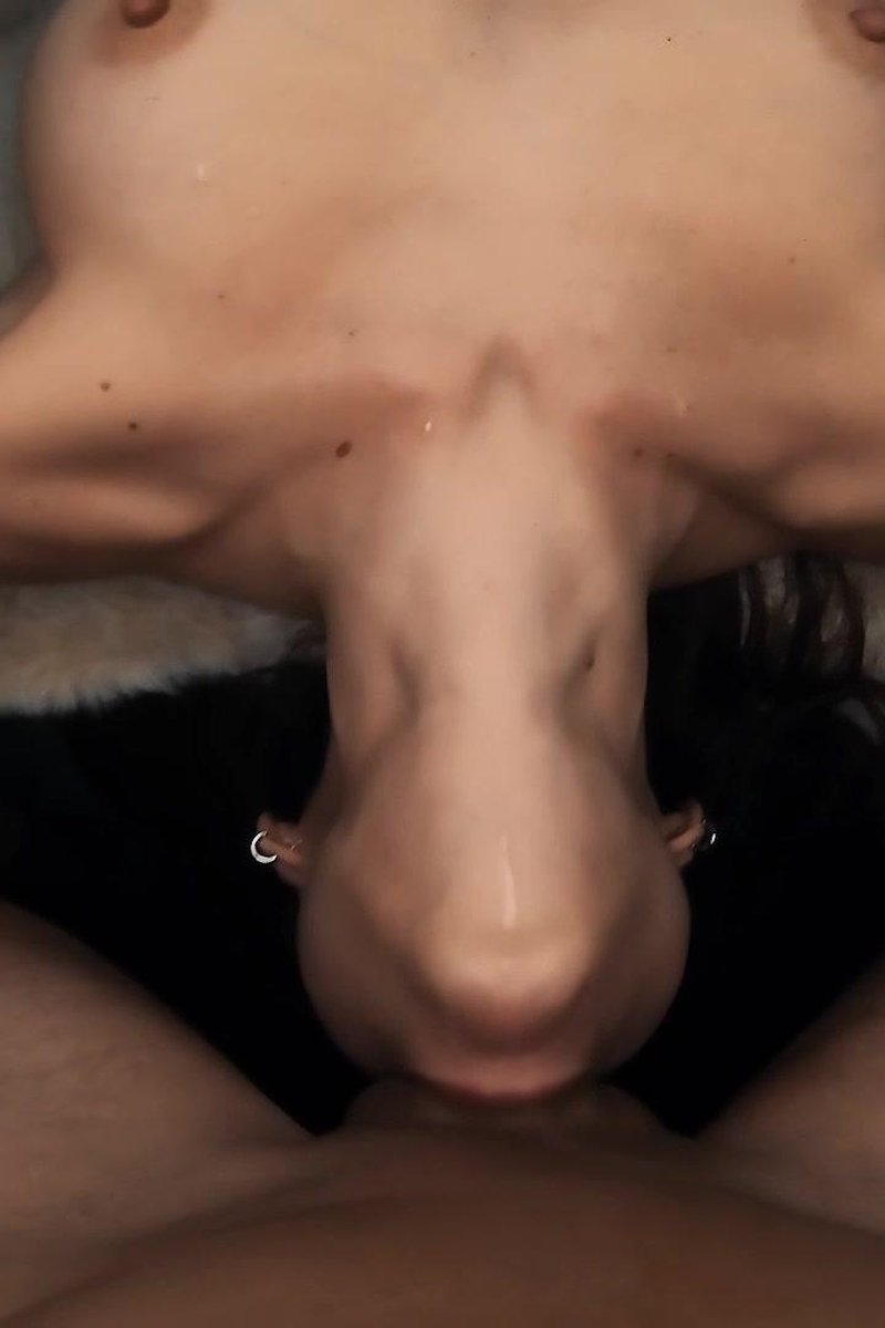 Happy Tuesday! - Screenshot 1 of 4 - Average Height Woman