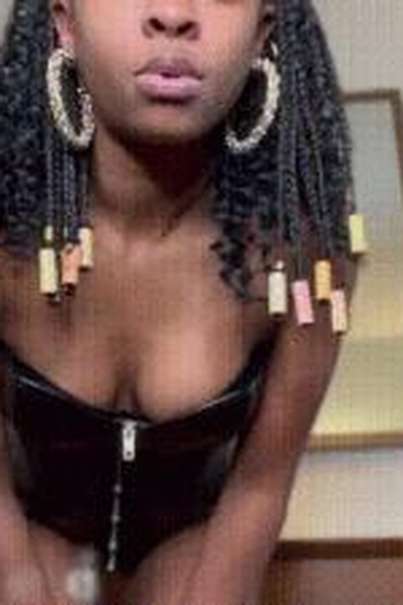 Spit Initiation - Screenshot 1 of 4 - Domination