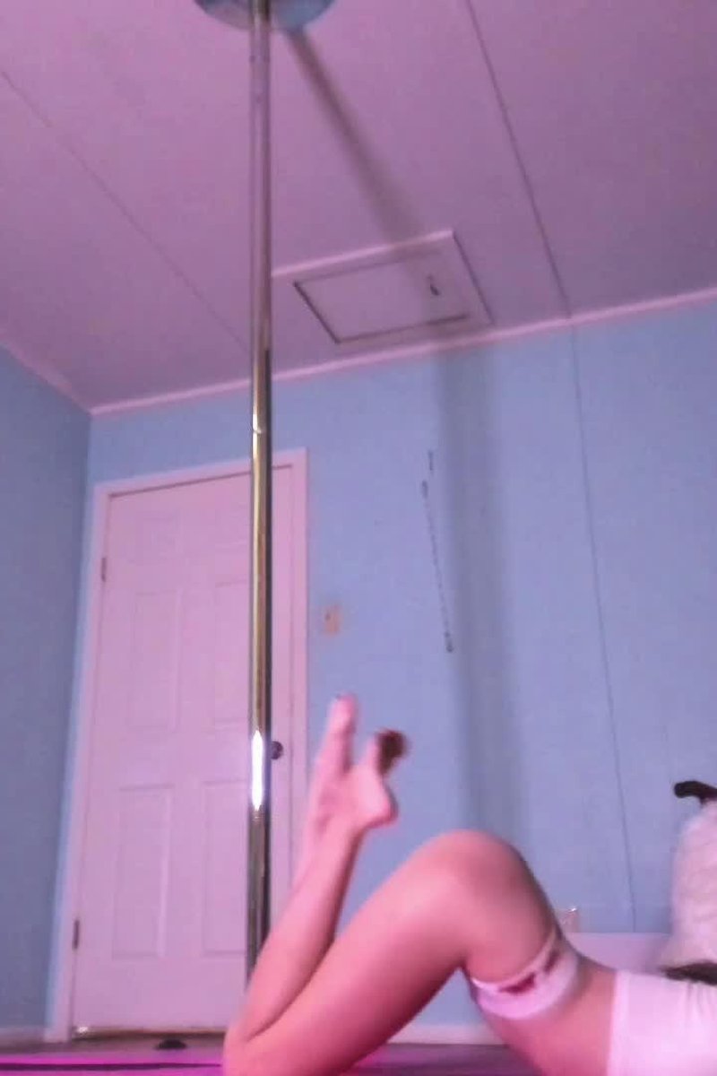 Beanie Babe - Screenshot 1 of 4 - Dancing