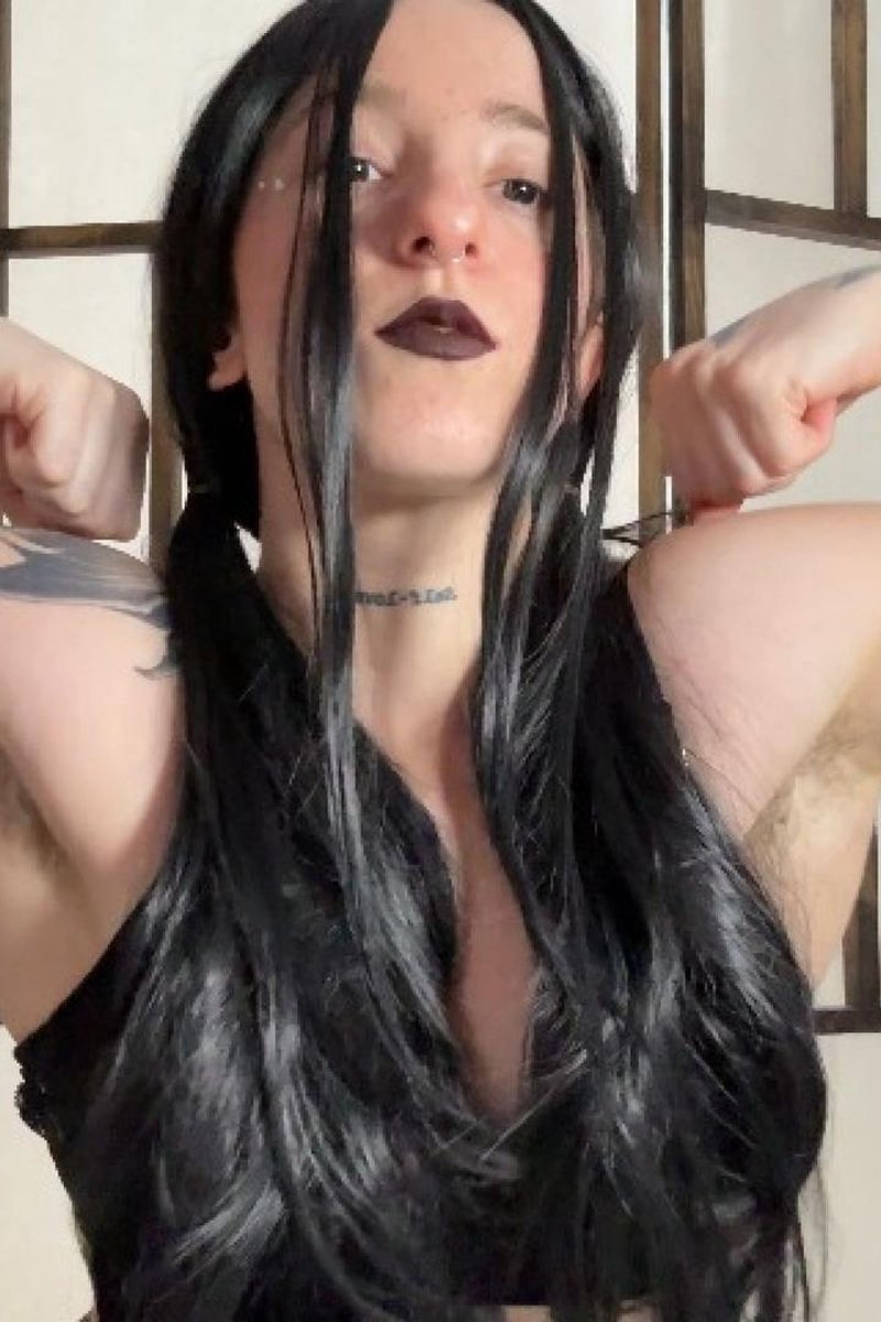 Muscle Goth Hairy Armpit Worship - Screenshot 1 of 4 - Armpit Fetish