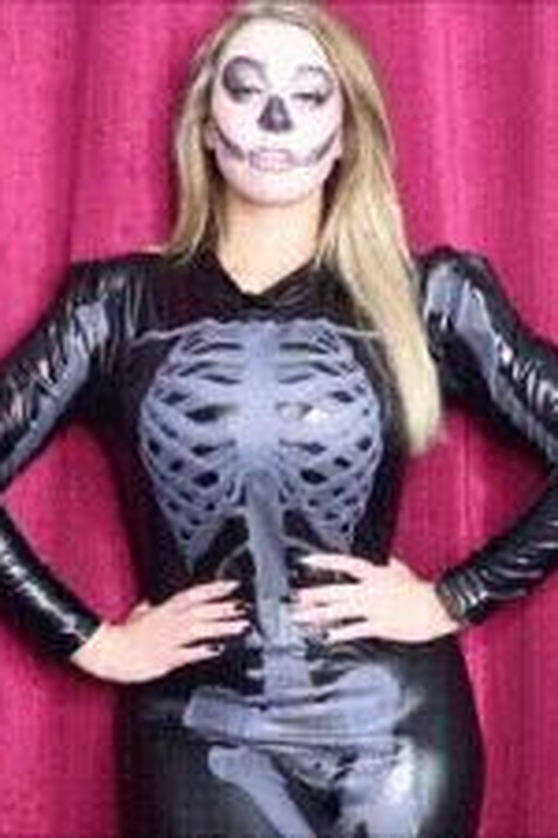 The Skeleton's Bone - Screenshot 1 of 4 - Blonde Hair (Female)