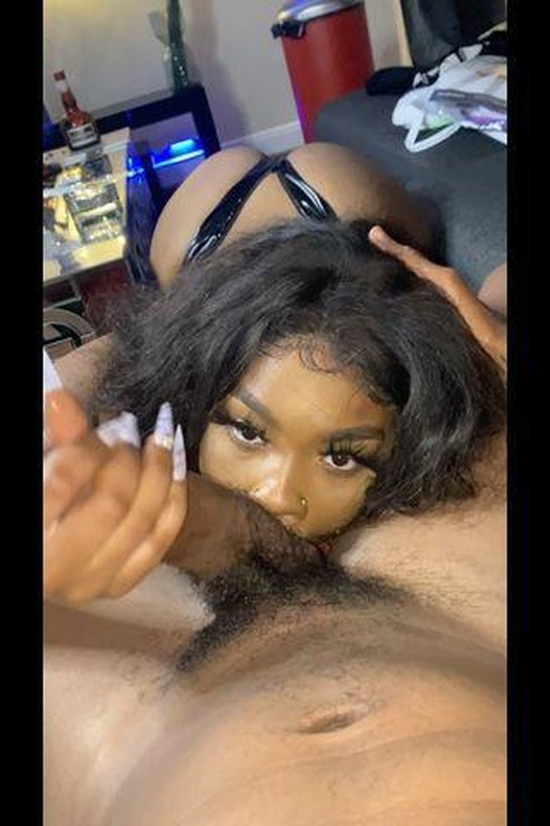 Ebony Gives Gucci Throat Hugs - Screenshot 1 of 4 - BBC