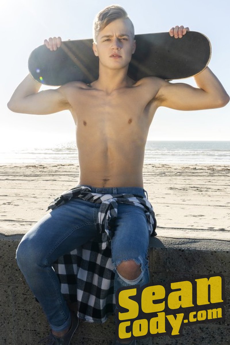 Jace - Screenshot 1 of 4 - Blond Hair