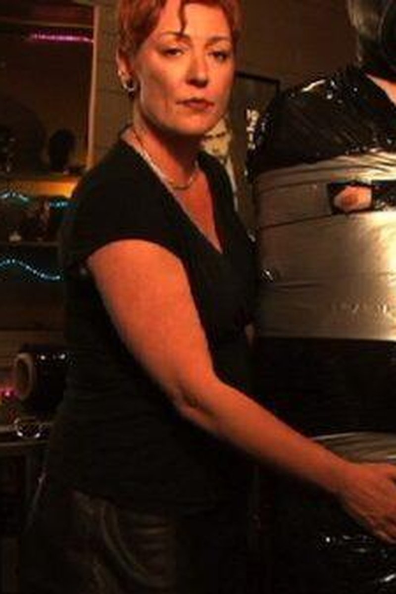 Mummification: Full Wrap - Screenshot 1 of 4 - Bondage