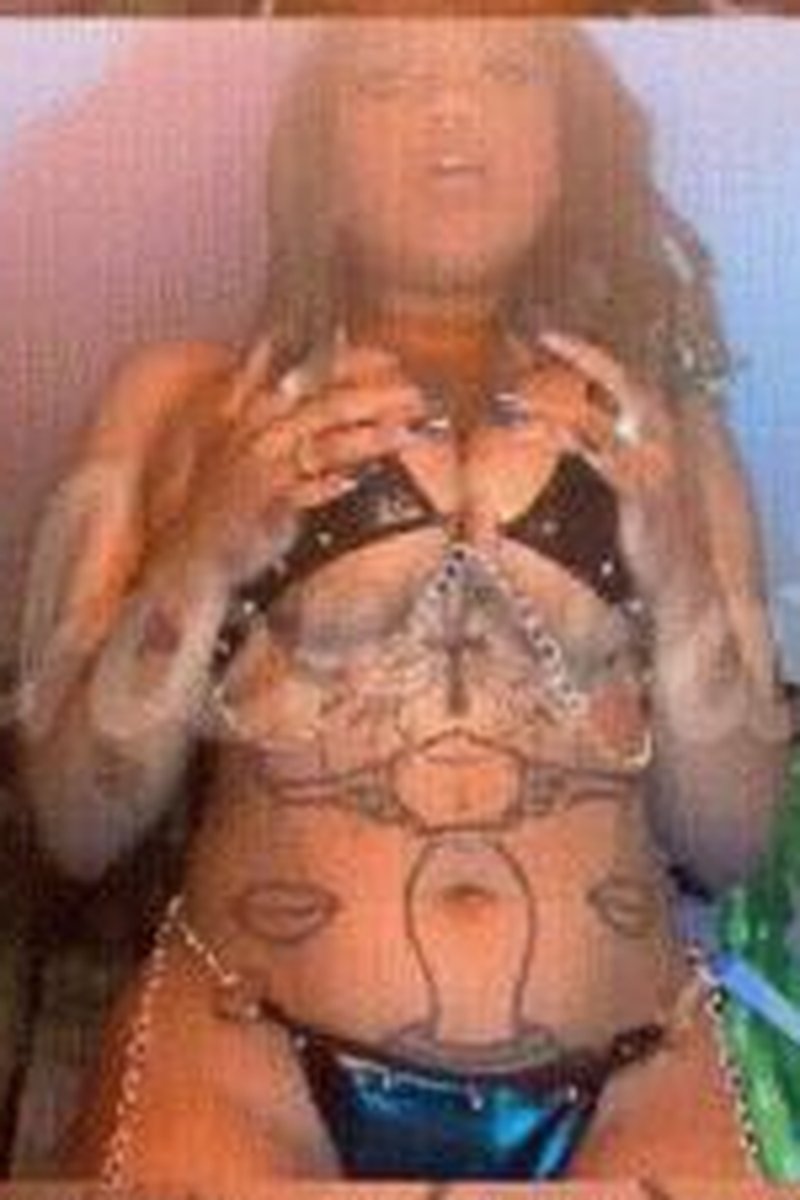 Punishment Task - Screenshot 1 of 4 - Bikini-swimsuit Fetish