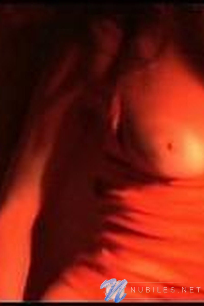 Shootredlights - Screenshot 1 of 4 - Brown Hair