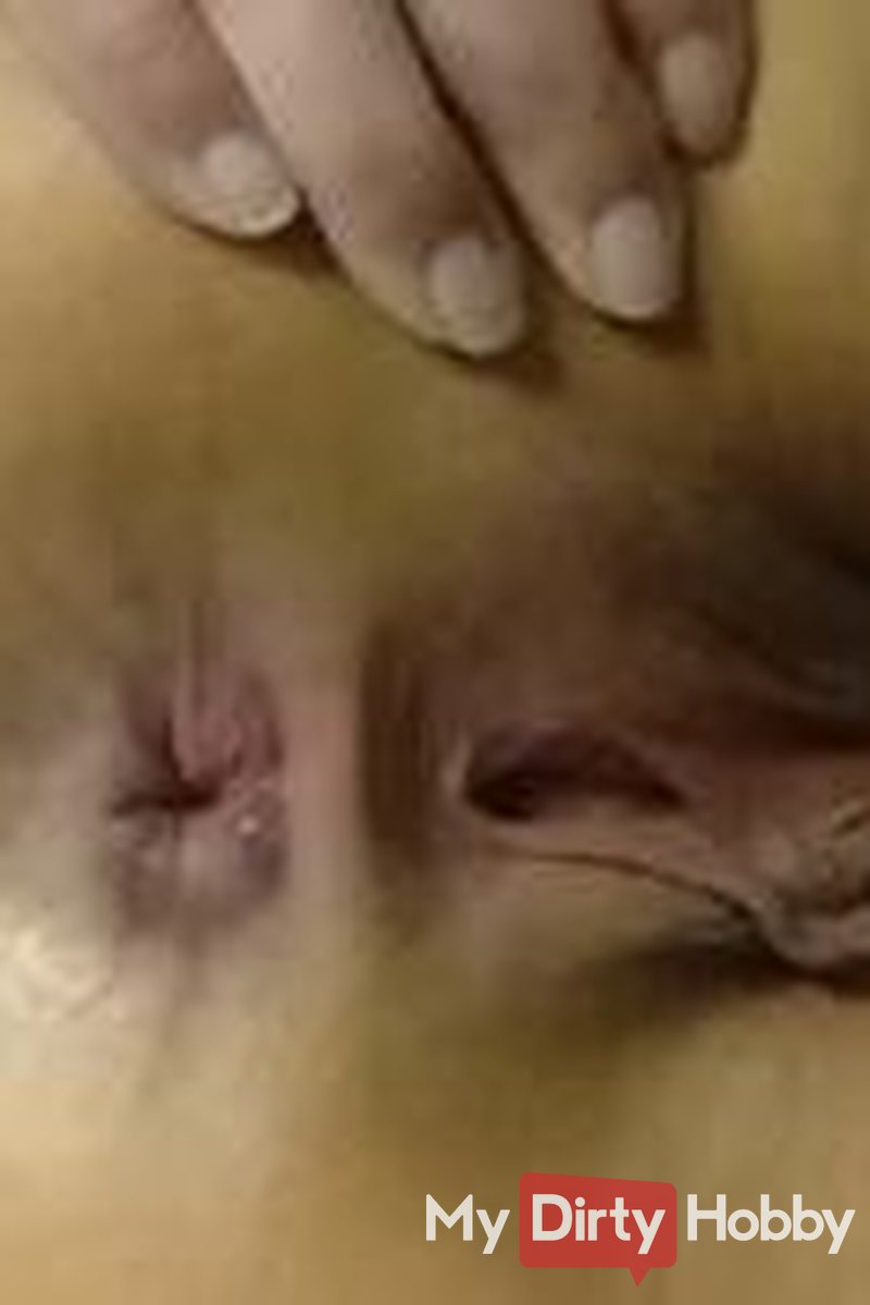 Buttcheeks Spread Compilation - Screenshot 1 of 4 - Your Private GF