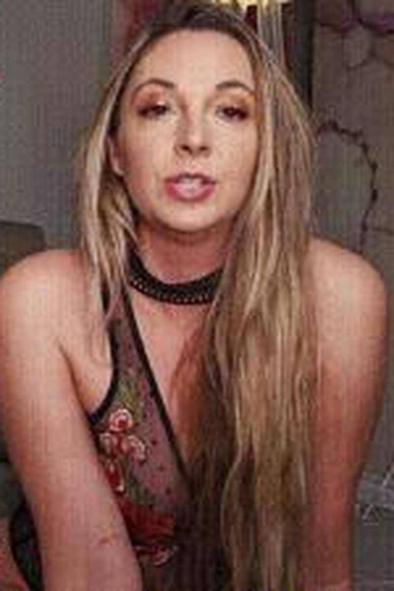 Crawling Back 2 - Screenshot 1 of 4 - Addiction Fetish