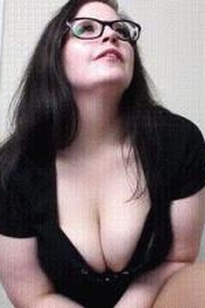 Nothing To Offer - Screenshot 1 of 4 - BBW