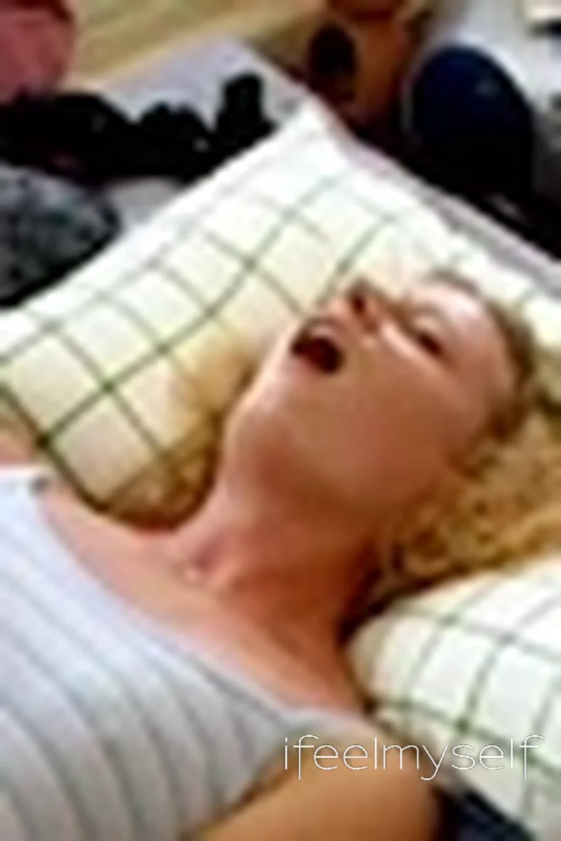 Rattled - Screenshot 1 of 4 - Blond Hair