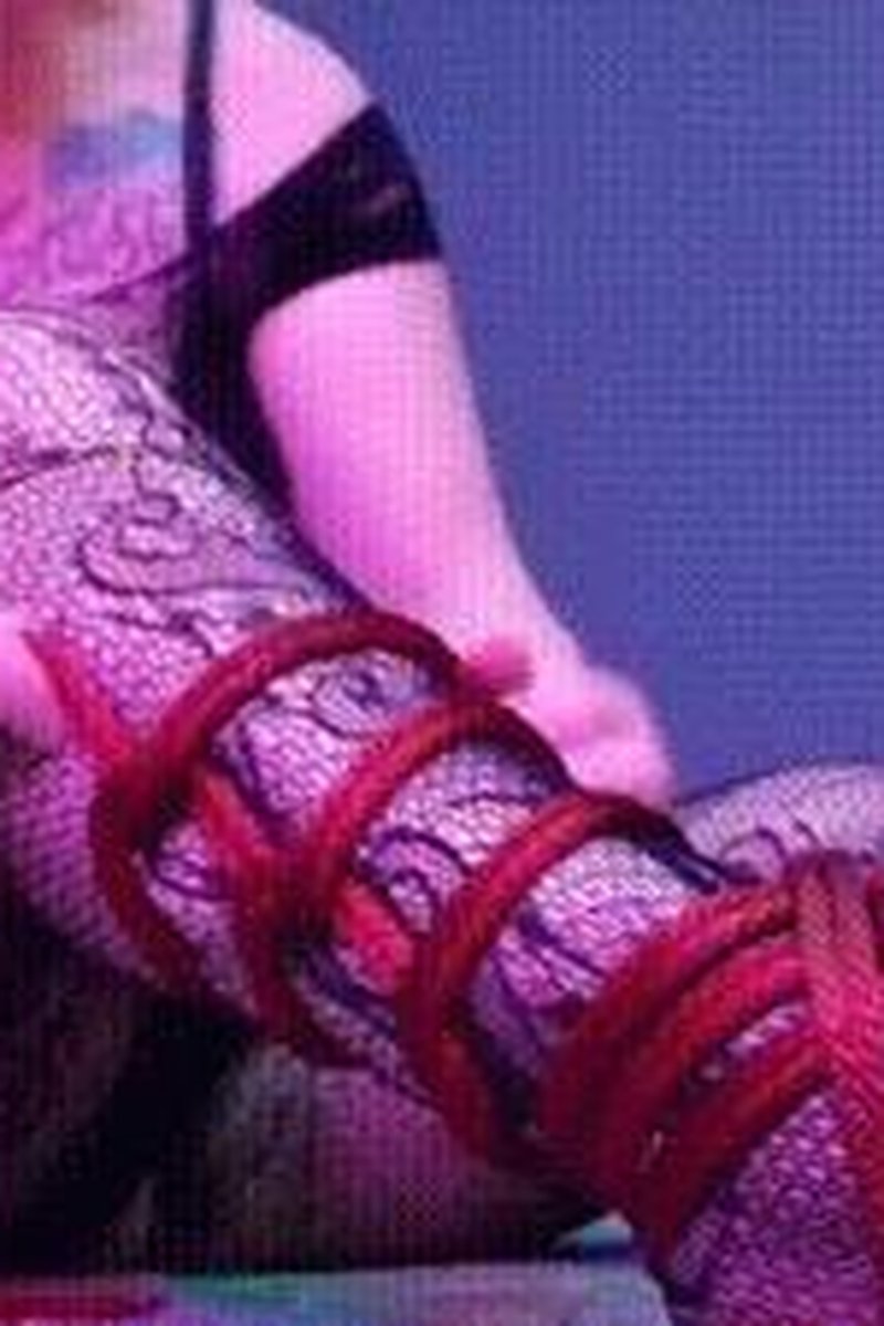 Shibari Self-Tie - Screenshot 1 of 4 - BBW