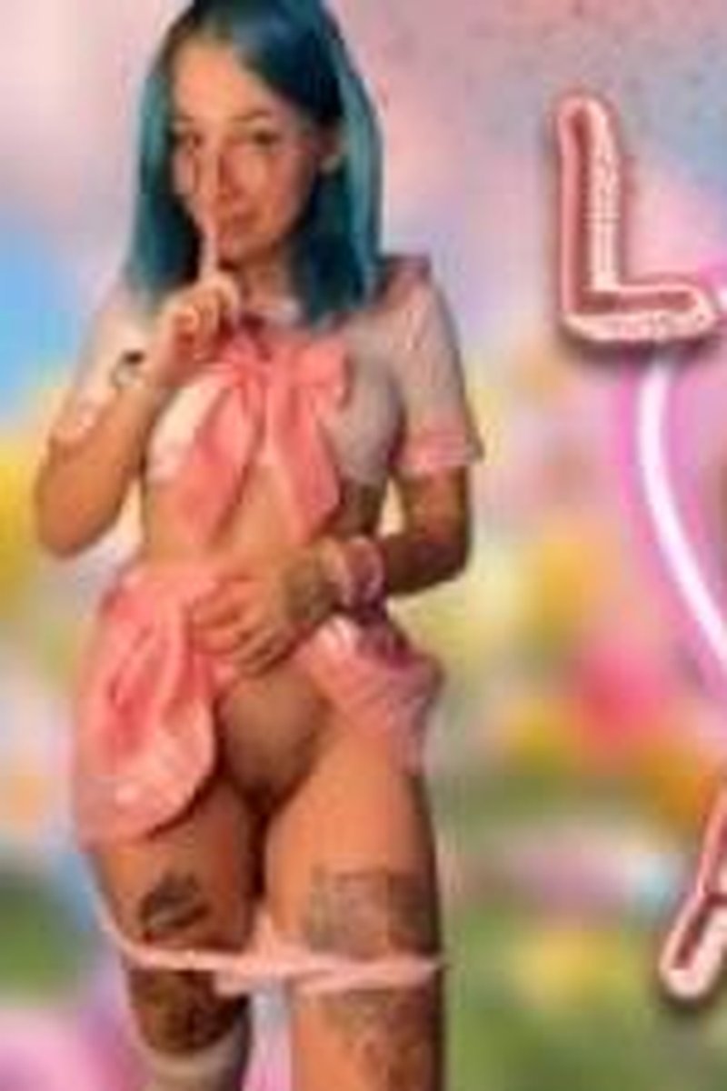 Step-Step-Brothers And Step-Step-Sisters Secret - Screenshot 1 of 4 - Anal Winking