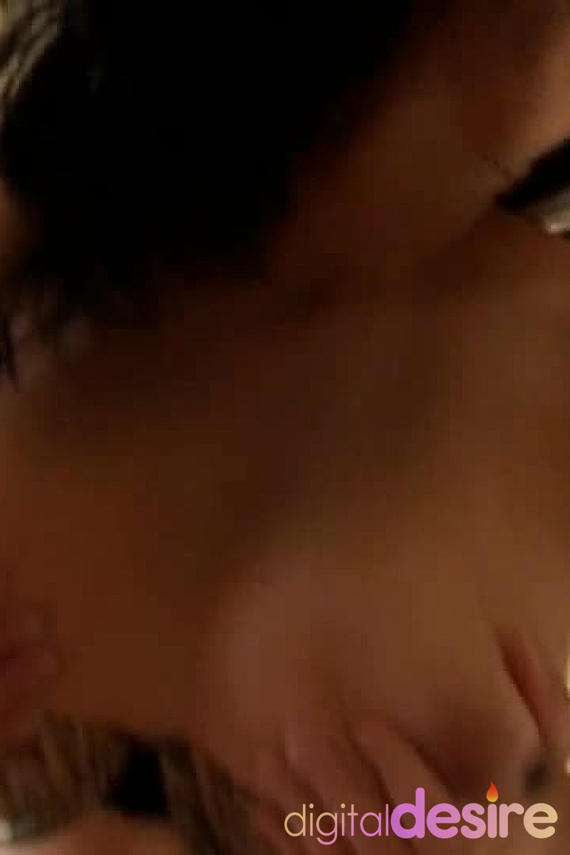 Aria Giovanni - Screenshot 1 of 4 - Brown Hair