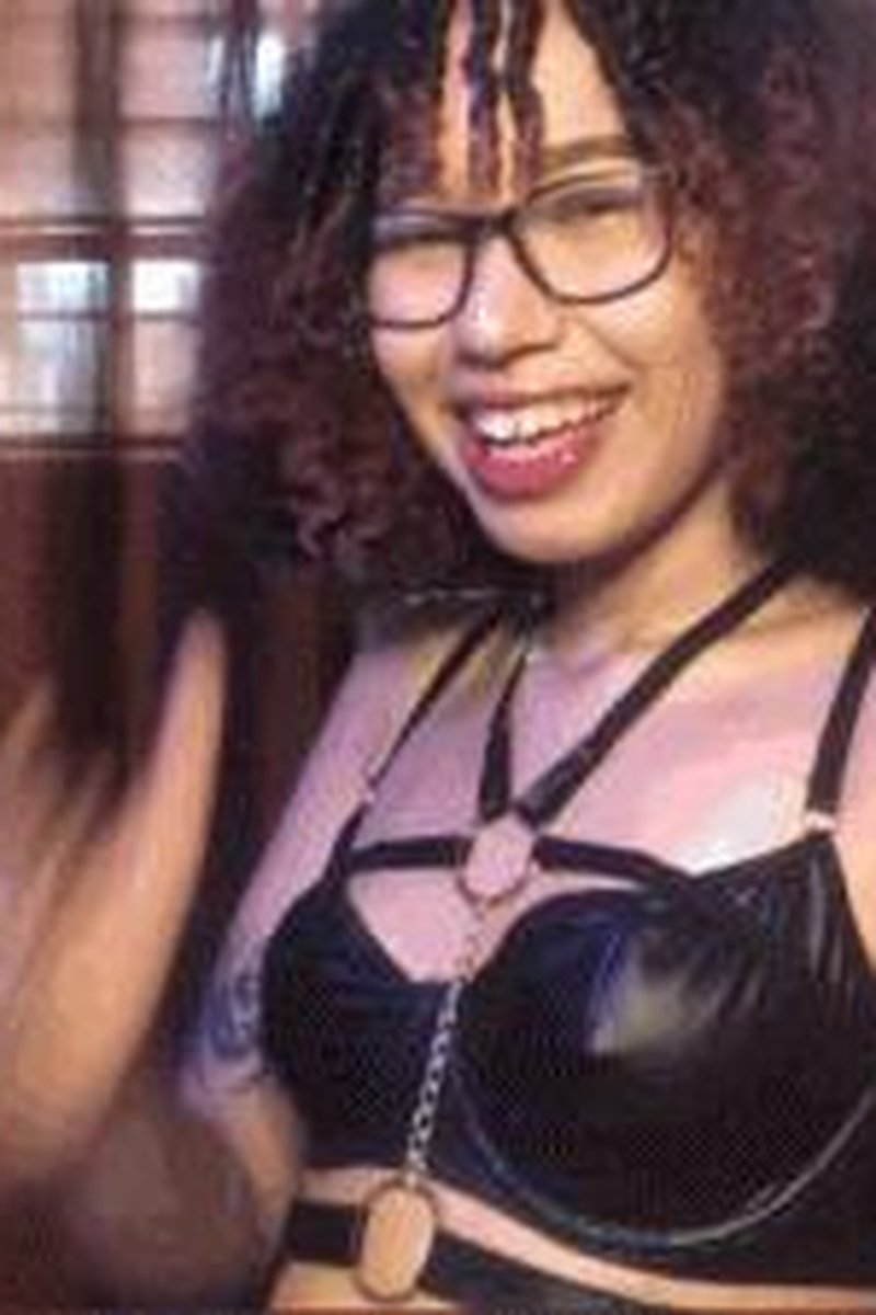 Humiliation Tasks - Screenshot 1 of 4 - Curly Hair