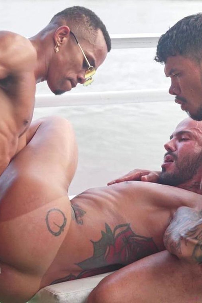 Sexo No Rio Amazonas - Screenshot 1 of 4 - Amateur