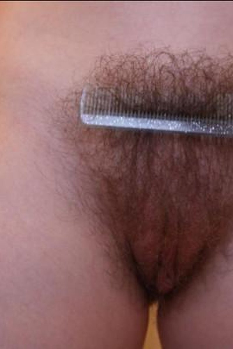 Bush Combing - Screenshot 1 of 4 - Brushinghair