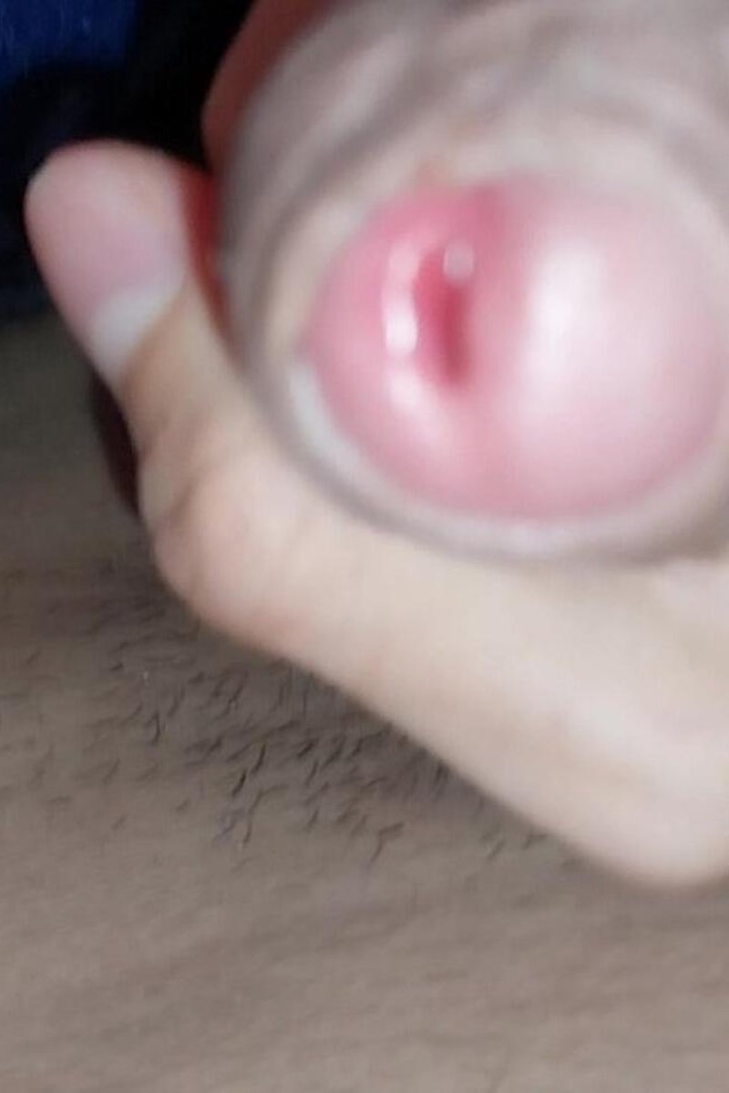 Punheta Escondido - Screenshot 1 of 4 - Amateur