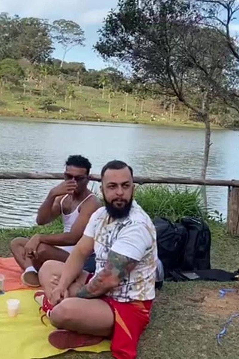 Fudento No Parque - Screenshot 1 of 4 - Anal
