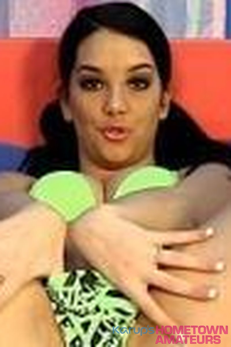 Haley - Screenshot 1 of 4 - Haley Hollister