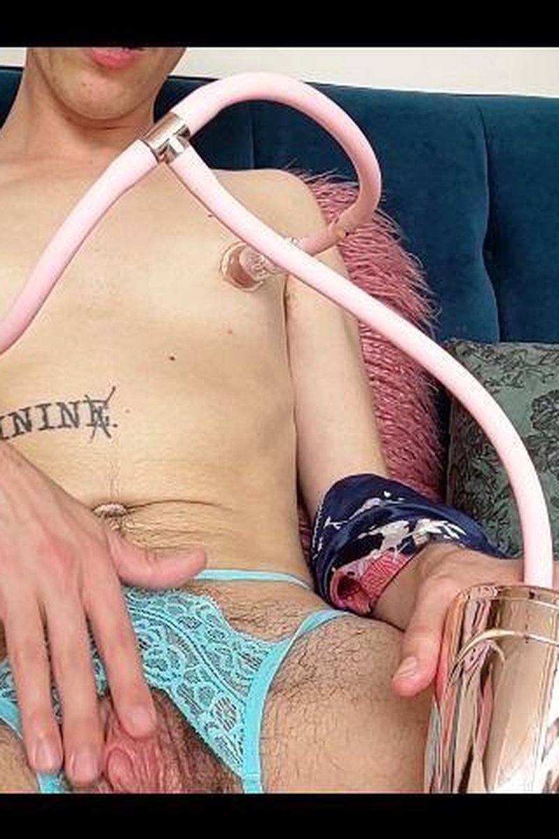 Ftm Pumping Dickclit - Screenshot 1 of 4 - Clitpumping