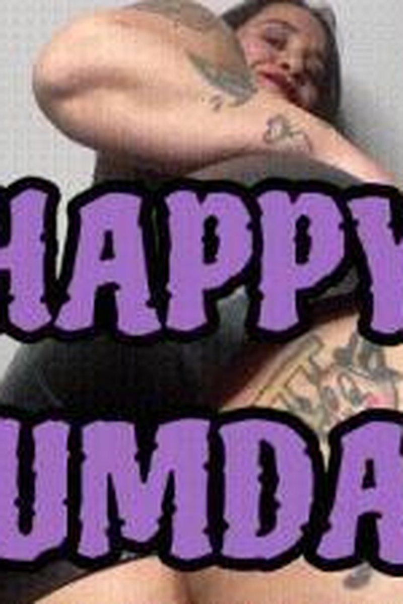 Happy Bumday - Screenshot 1 of 4 - Ass Worship