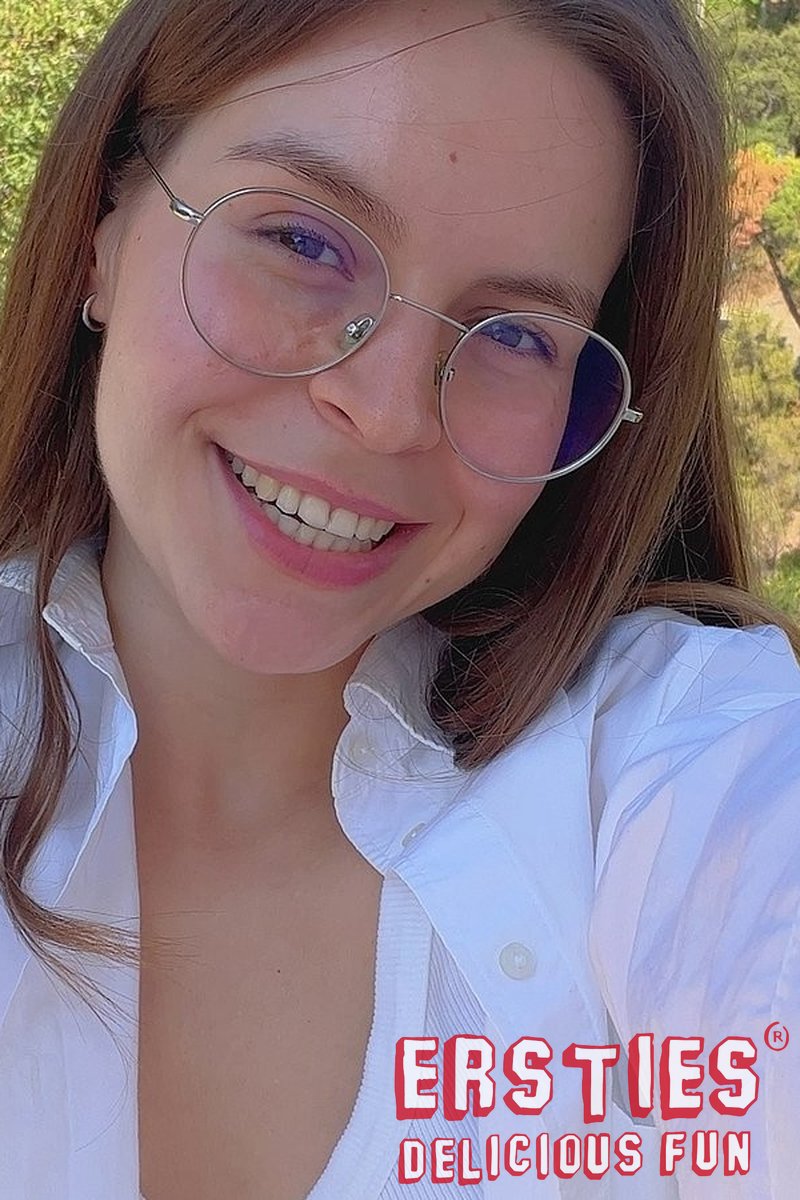 Day 17: Daniela - Screenshot 1 of 4 - Brown Hair